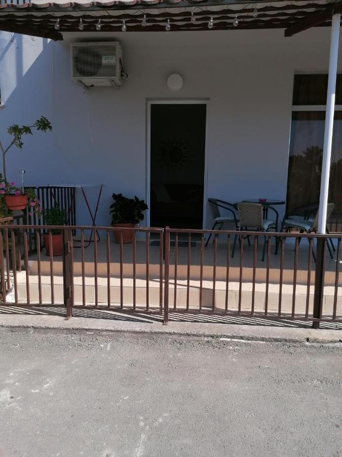 Hamboula Apartment Polis Exterior photo
